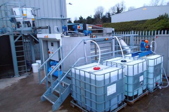 Tìm hiểu chi tiết hóa chất keo tụ xử lý nước thải mạ Hóa chất keo tụ xử lý nước thải xi mạ